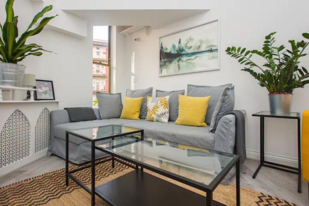 Modern & Spacious 2bd In Limehouse Apartment