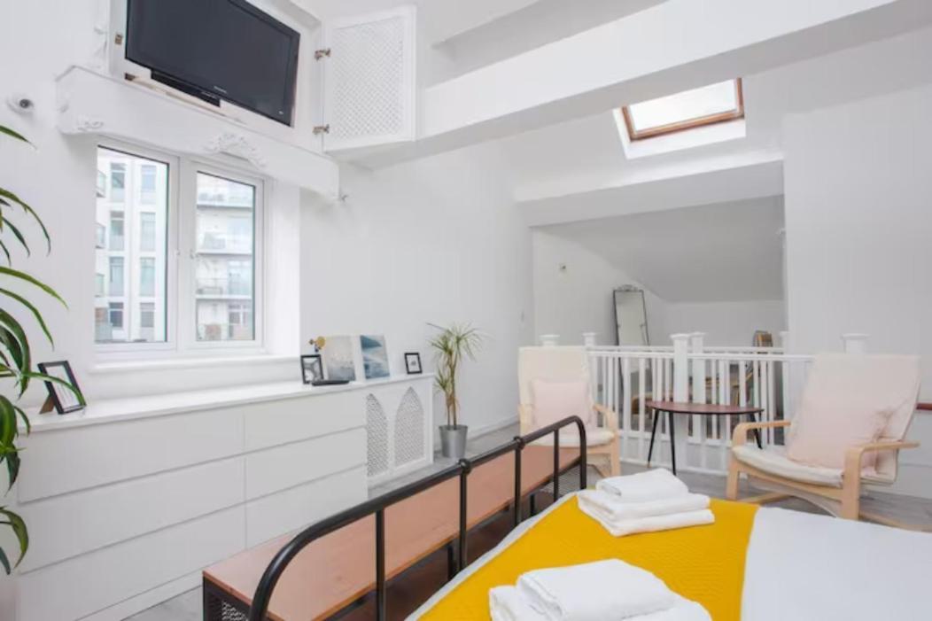 Apartment Modern & Spacious 2bd In Limehouse London