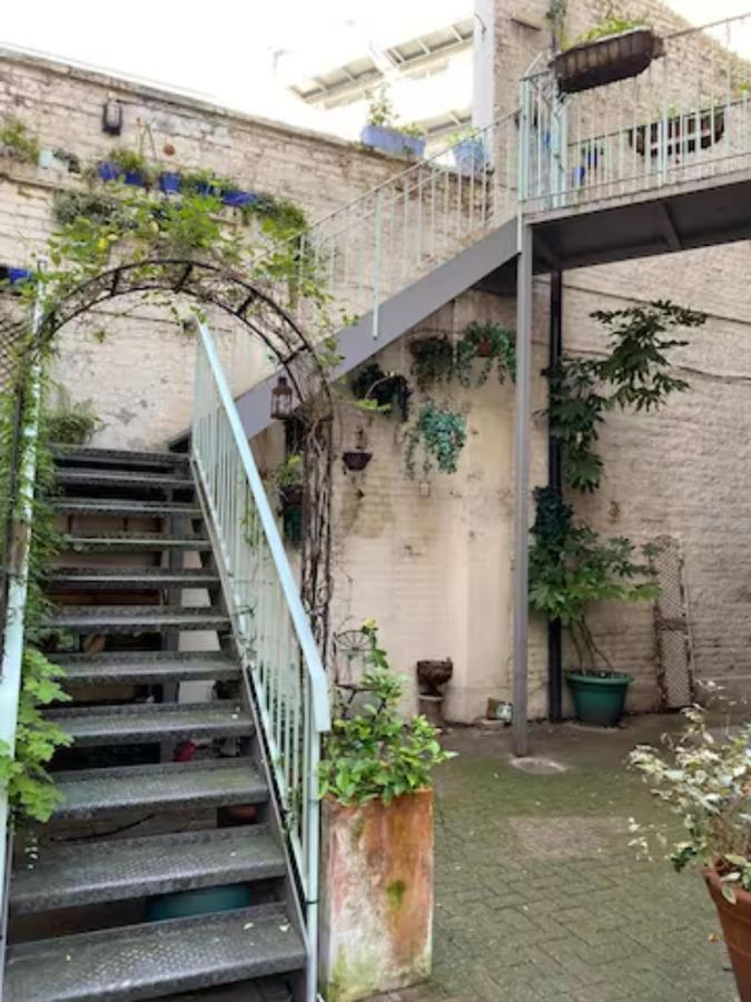 Apartment Modern & Spacious 2bd In Limehouse London