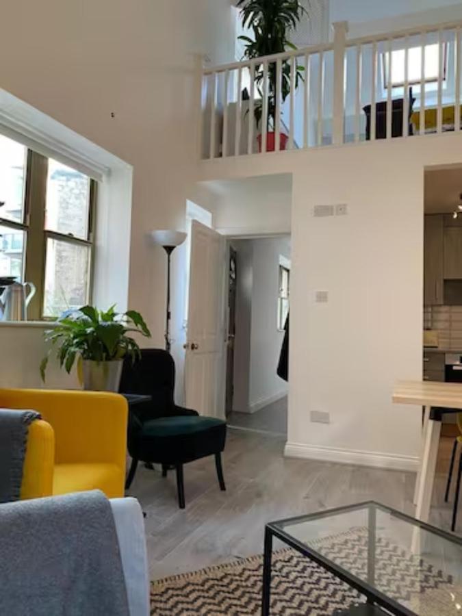 Apartment Modern & Spacious 2bd In Limehouse London